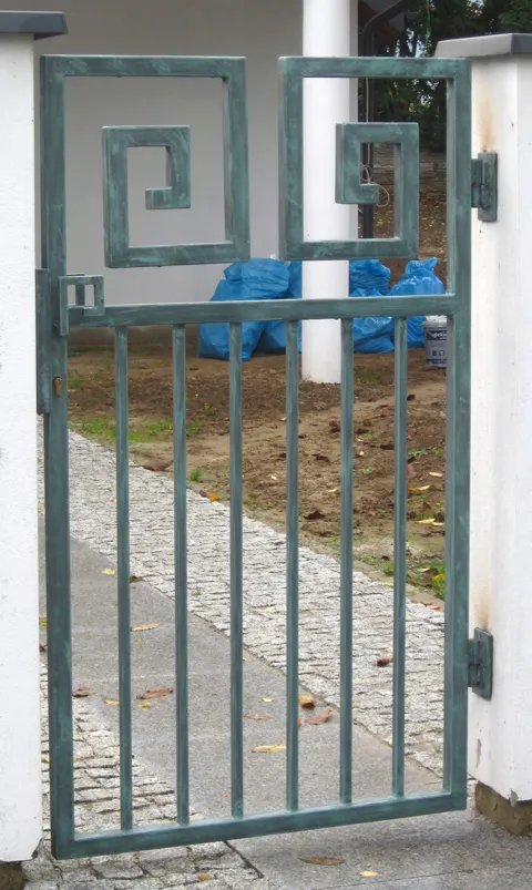 Wzór grecki — Nowoczesna, realizacja PIERROT